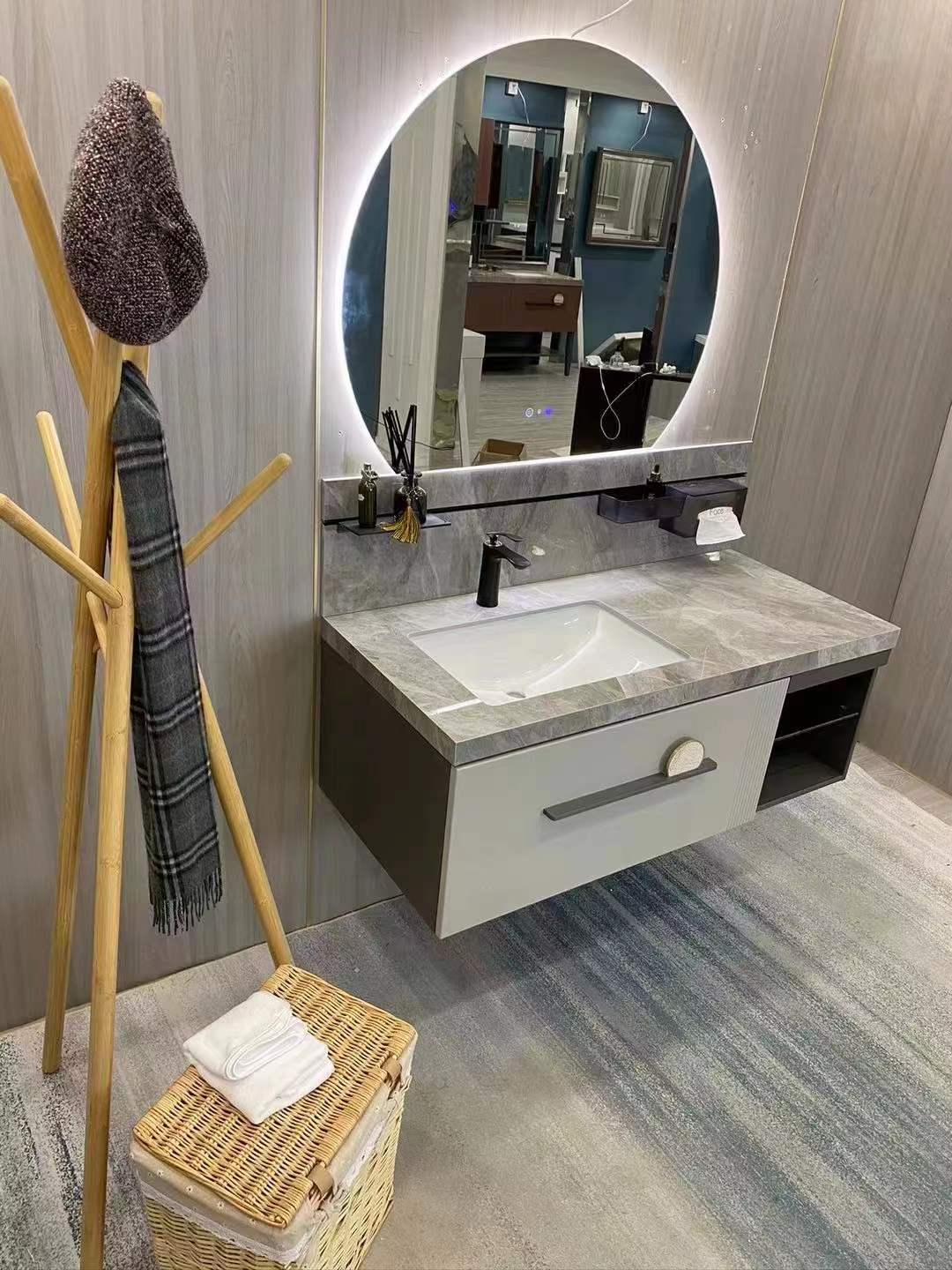 quality bathroom vanity set with round mirror 131
