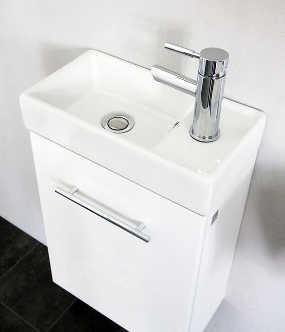 18 Inch Small Size Bathroom Vanity, What Size Vanity For Small Bathroom